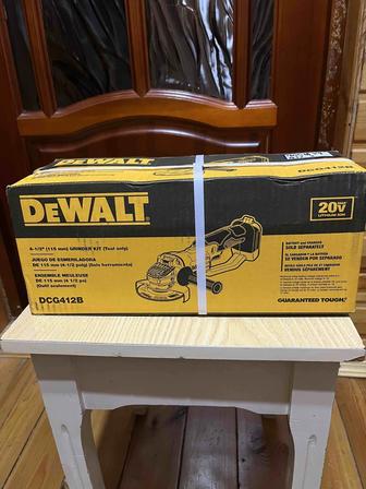 УШМ DeWalt болгарка