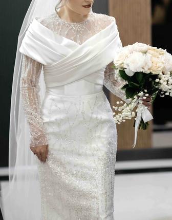 Продается свадебное платье рыбка со шлейфом