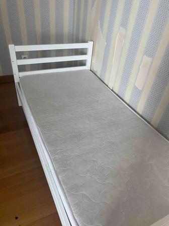 Продам кровать для подростка