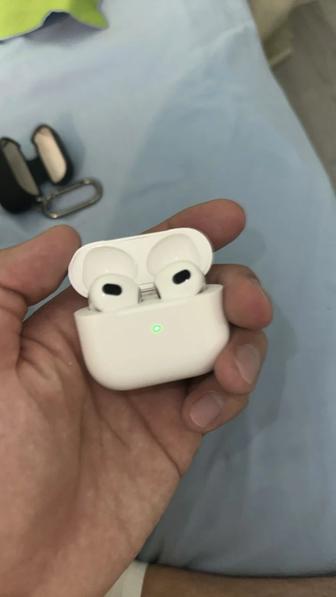Продам airpods