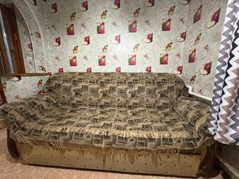 Продам диван с креслами