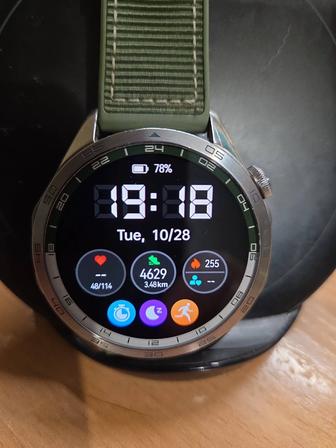 Huawei Watch  4 46 мм.
