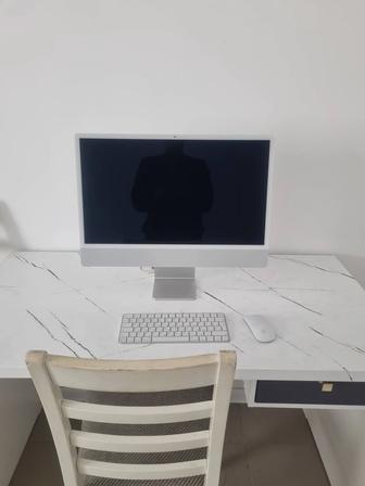 Моноблок мультимедийный APPLE iMac 24 2021 Silver (7120000BV) 23.5 Retina 4