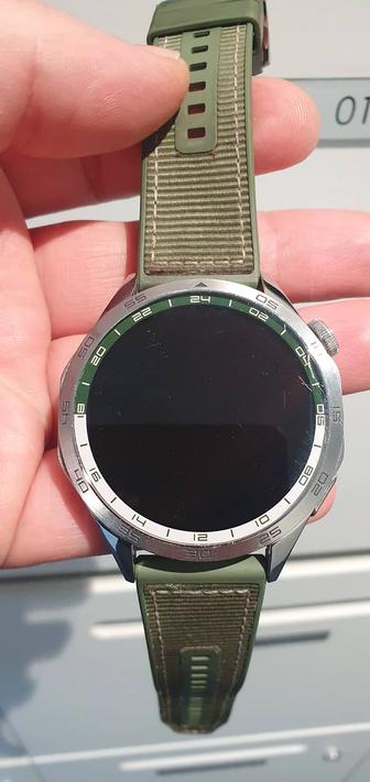 Смарт часы Huawei GT 4 46 мм. Б/у
