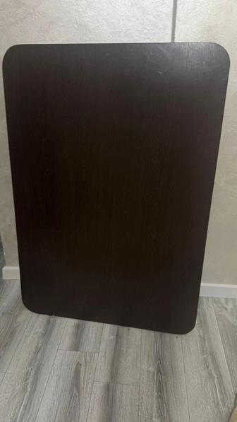 Продам стол