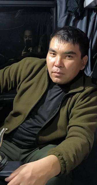 Водителем грузовых автомашин