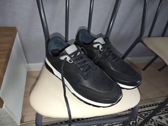 Кроссовки кожанные мужские