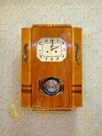 Продам старинные часы