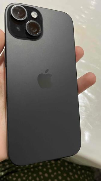 iPhone 15 (128gb) акк 91%,минусов нет,Комплектация полная(каробка,шнур)