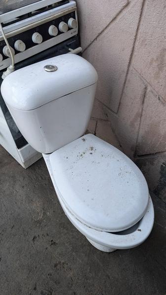 Продам унитаз