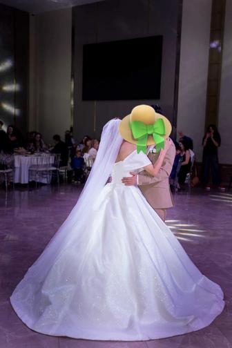 Свадебные платья