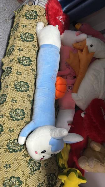 Огромная мягкая игрушка-подушка