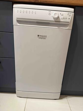 Продам посудомоечную машину Hotpoint Ariston