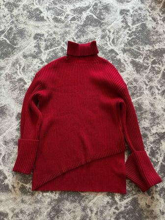 Продам красивый теплый свитер