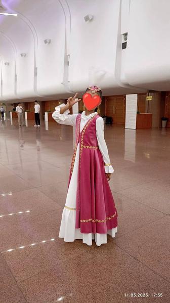 Красивое национальное платье