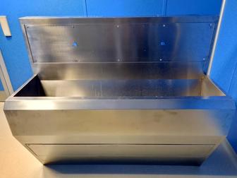 Мойки металлические