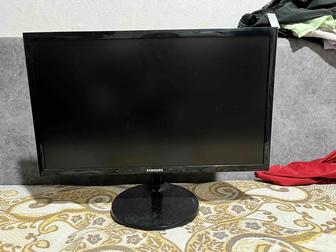 Продам монитор