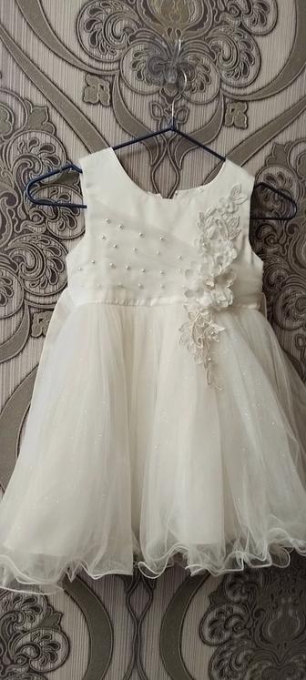 Нарядные платья на девочку