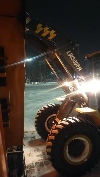 Услуги вывоза снега и строительного мусора