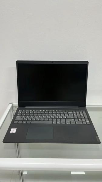 продам ноутбук Lenovo S145 i3-1005G1. RAM 8 gb. SSD 256