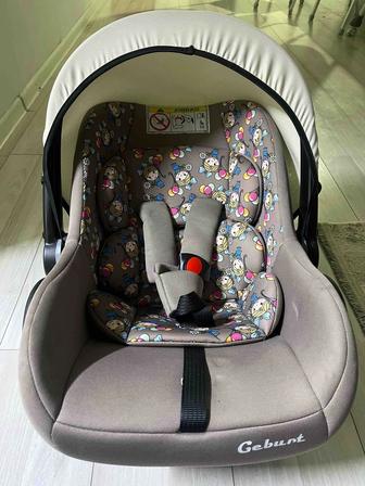 Детская автокресло