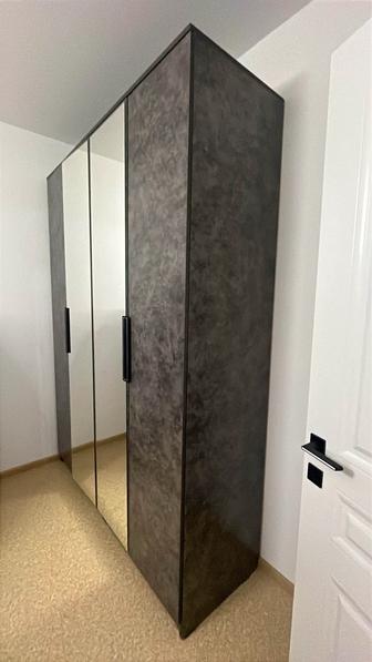 Продам шкаф в идеальном состоянии