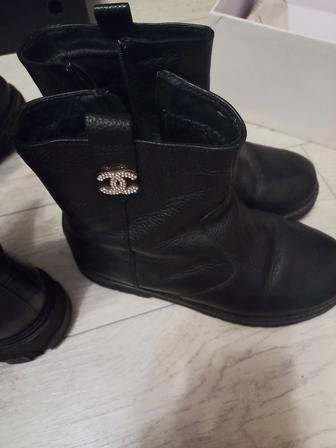 Продам зимние сапоги натуральная кожа натуральный мех