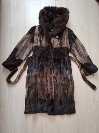 Норковая шуба с капюшоном