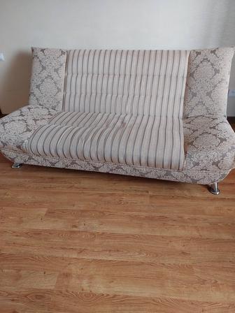 Диван и два кресла