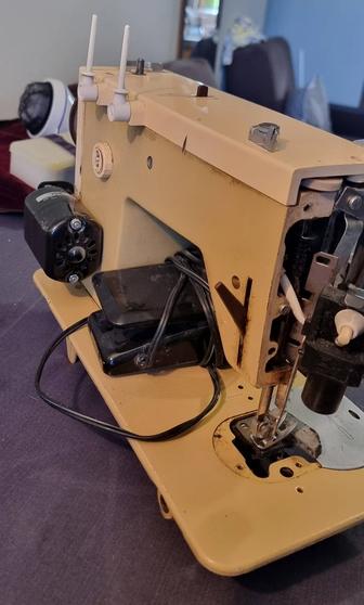 Швейная машинка