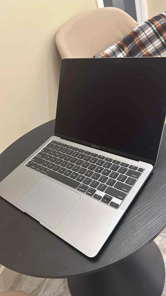 MacBook Air 13 M1