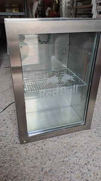 Продам банный холодильник в отличном состоянии