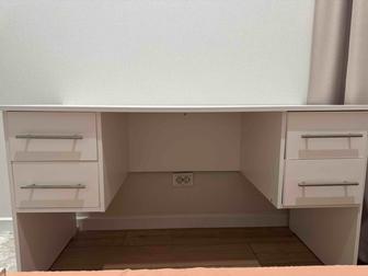 Продам белый письменный рабочий стол