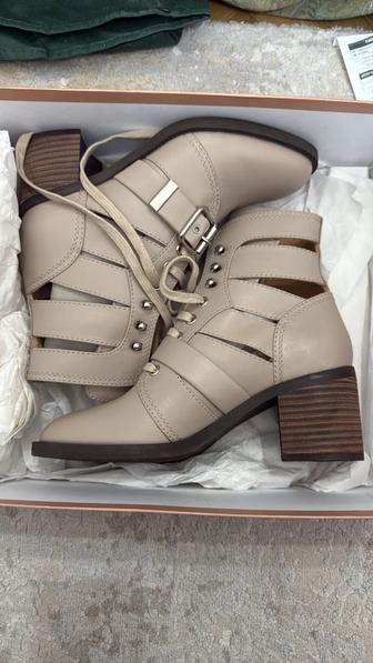 Ботинки Nursace