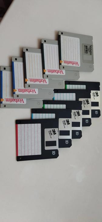 Дискеты HD 1.44 Мб форматированные в FAT32, 3.5 дюйма, наборы по 5 штук.