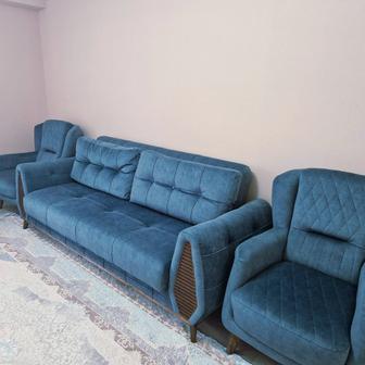 Продам Б/У диван и 2 кресла