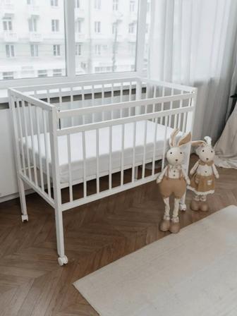 Продам кроватку детскую