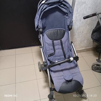 Коляска Chicco компактная