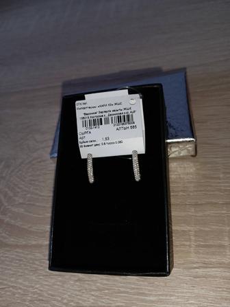 Продам новые золотые серьги