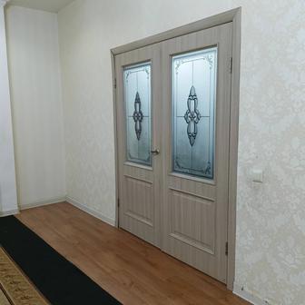 Бу есіктер.