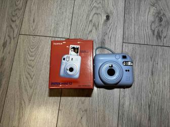 Срочно продам фотоаппарат Instax Mini 12