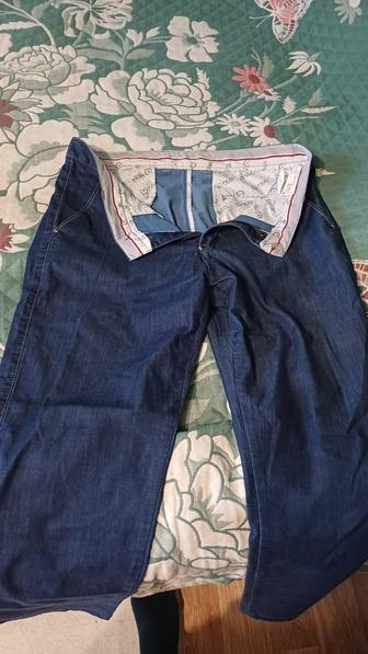 Продам недорого мужские, женские вещи, джинсовые брюки, кофты