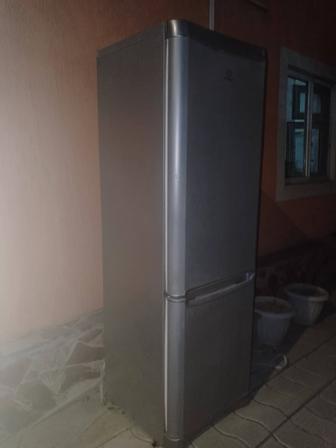 Продается холодильник