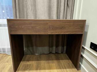 Продам стол