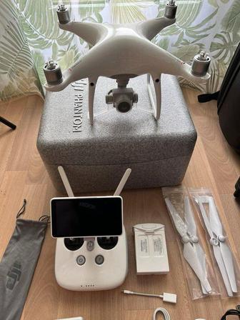 Продам дрон или обмен DJI phantom 4