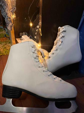 Коньки начального уровня Nordway