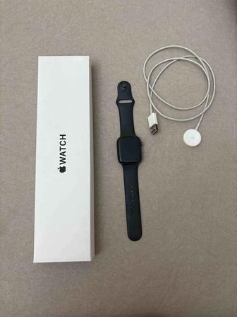 Apple Watch  GPS 44 мм, черный