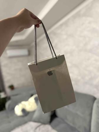 Продам iPhone 17 pro 256 gb