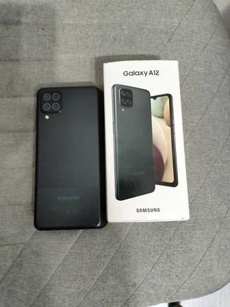 Продам Samsung A12 32gb