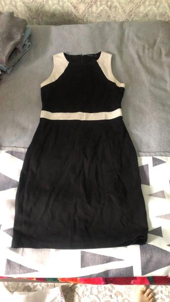 Черно-белое платье